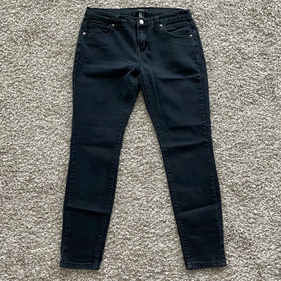 Forever 21 Pants - Black skinny jeans